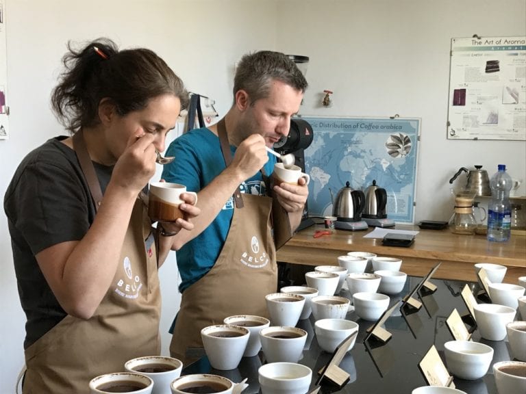 Kaffeeschule „Wo Kaffee-Profis sich weiterbilden“ mit Nadine